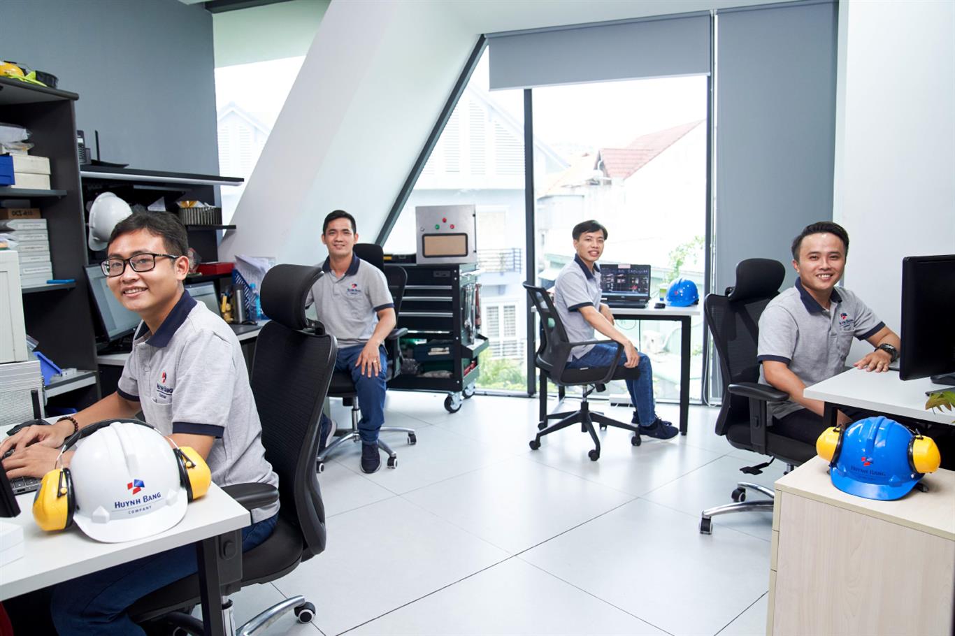 Service & Training