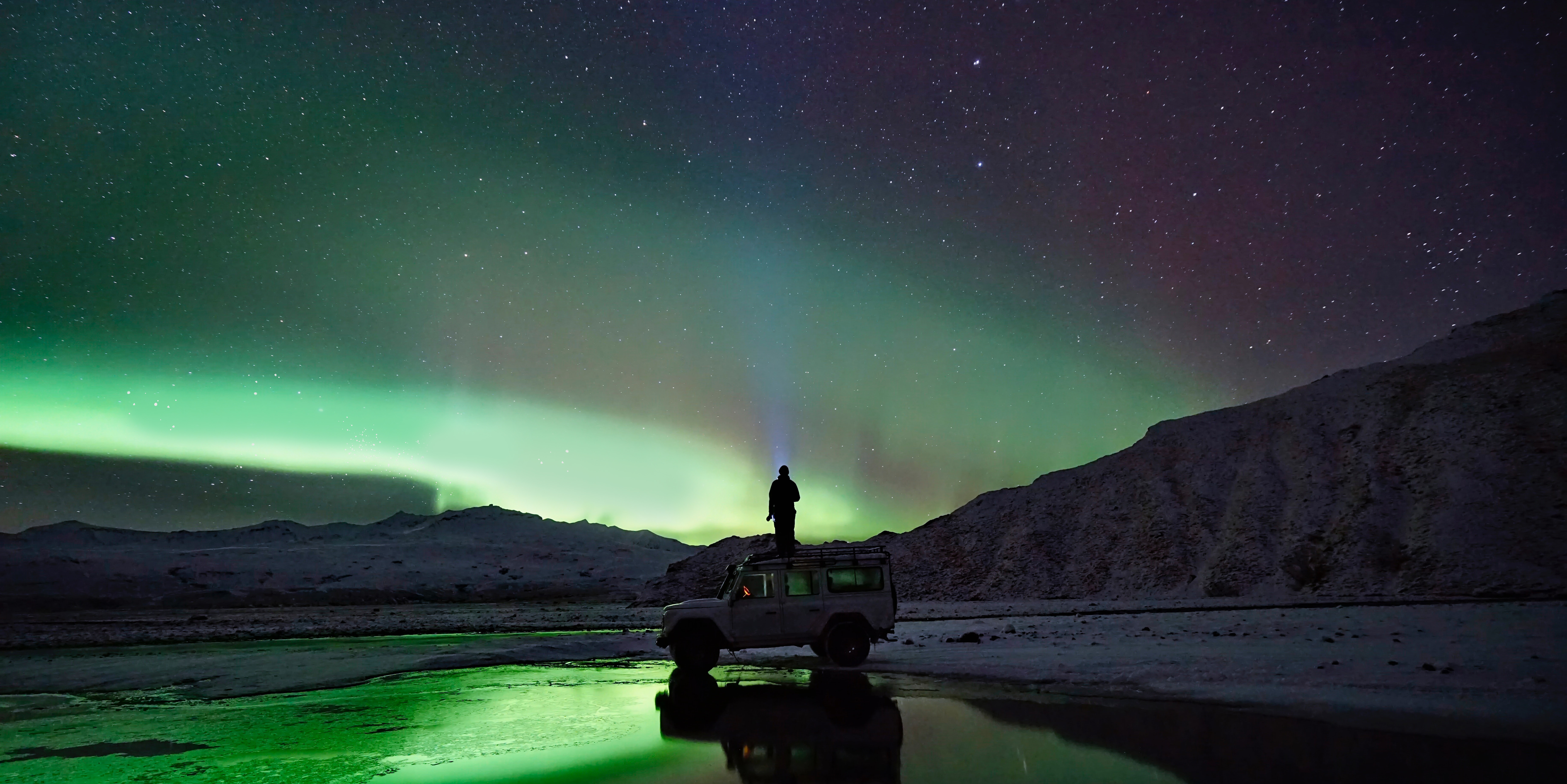 Polaris-auroras-web-7360x4912_7360x3684